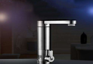 娱乐吃瓜君用水龙头飞天,揭秘“水龙头飞天”奇观背后的秘密